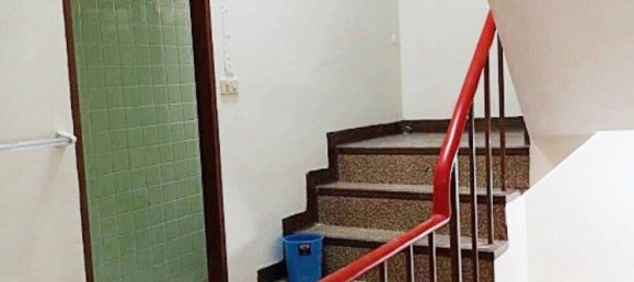 5 bedrooms Commercial property in Khlong Toei, Thailand No. 14580 6