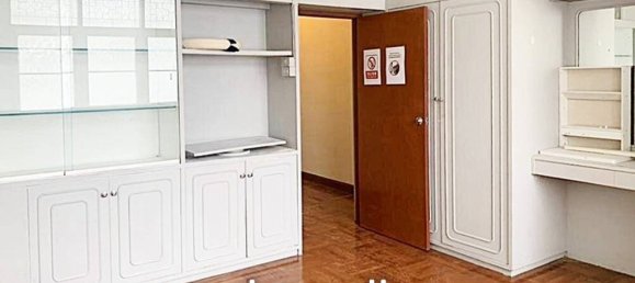 5 bedrooms Commercial property in Khlong Toei, Thailand No. 14580 4