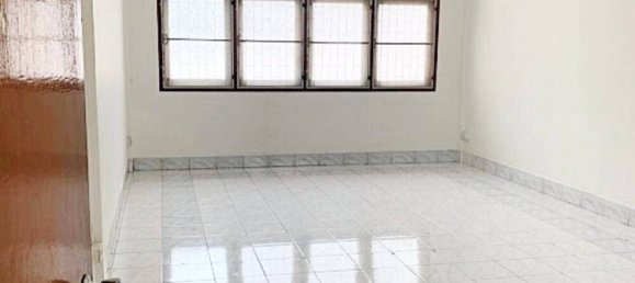 5 bedrooms Commercial property in Khlong Toei, Thailand No. 14580 8