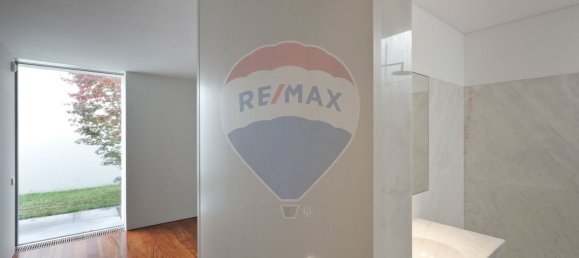 Casa de 3 dormitorios en Senhora da Hora, Portugal No. 167992 4