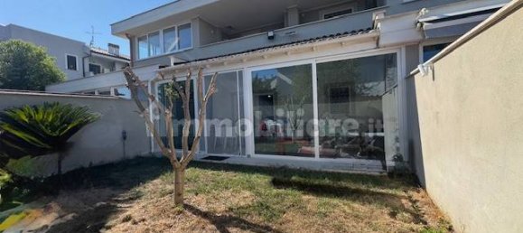 2 bedrooms House in Rome, Italy No. 275896 9