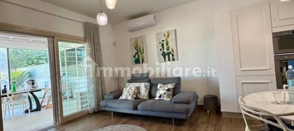 2 bedrooms House in Rome, Italy No. 275896 15