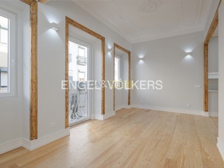 2 bedrooms Apartment in Oeiras, Portugal No. 12181