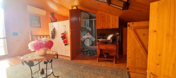 4 rooms House in Rimini, Italy No. 144106 8