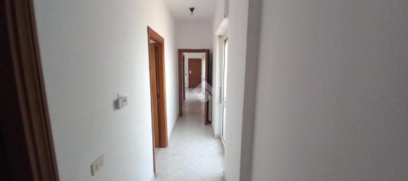 3-Zimmer Wohnung in Rome, Italy, Nr. 153566 5