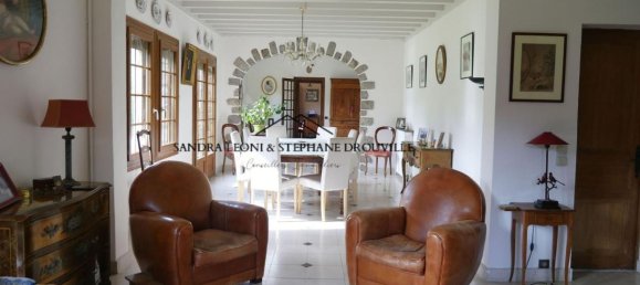 10 Schlafzimmer Haus in Jouy, France, Nr. 64732 3