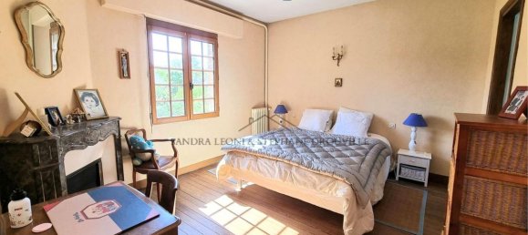 10 Schlafzimmer Haus in Jouy, France, Nr. 64732 12