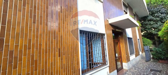 1 bedroom Apartment in Milan, Italy No. 288458 36