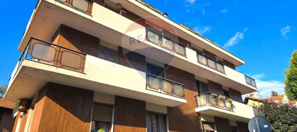 1 bedroom Apartment in Milan, Italy No. 288458 2