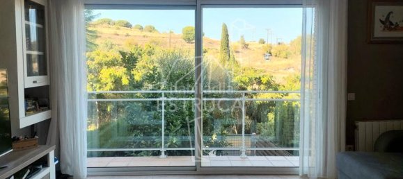 5 bedrooms Townhouse in Montgat, Spain No. 187097 9