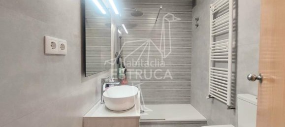 5 bedrooms Townhouse in Montgat, Spain No. 187097 19