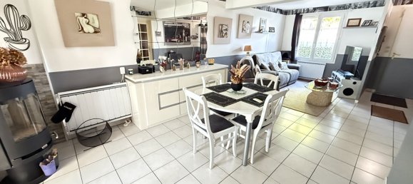 5 rooms House in Elancourt, France No. 282778 2