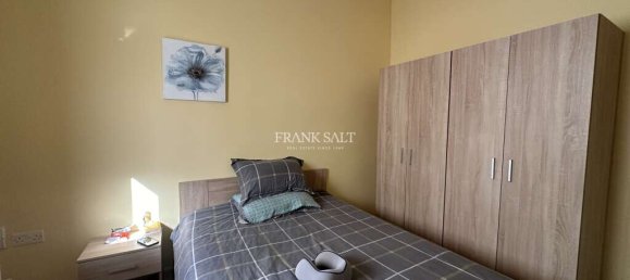 4 bedrooms Maisonette in Birzebbuga, Malta No. 8155 5