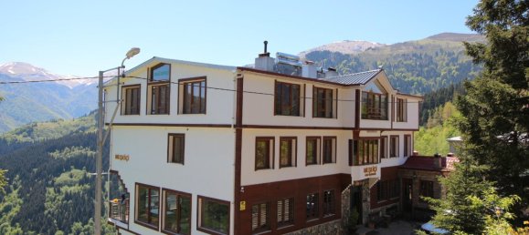 16 rooms Commercial property in Macka, Turkey No. 40354 7