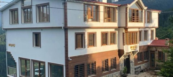 16 rooms Commercial property in Macka, Turkey No. 40354 2
