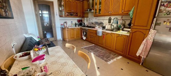 3 bedrooms Apartment in Khatay, Azerbaijan No. 1575 5