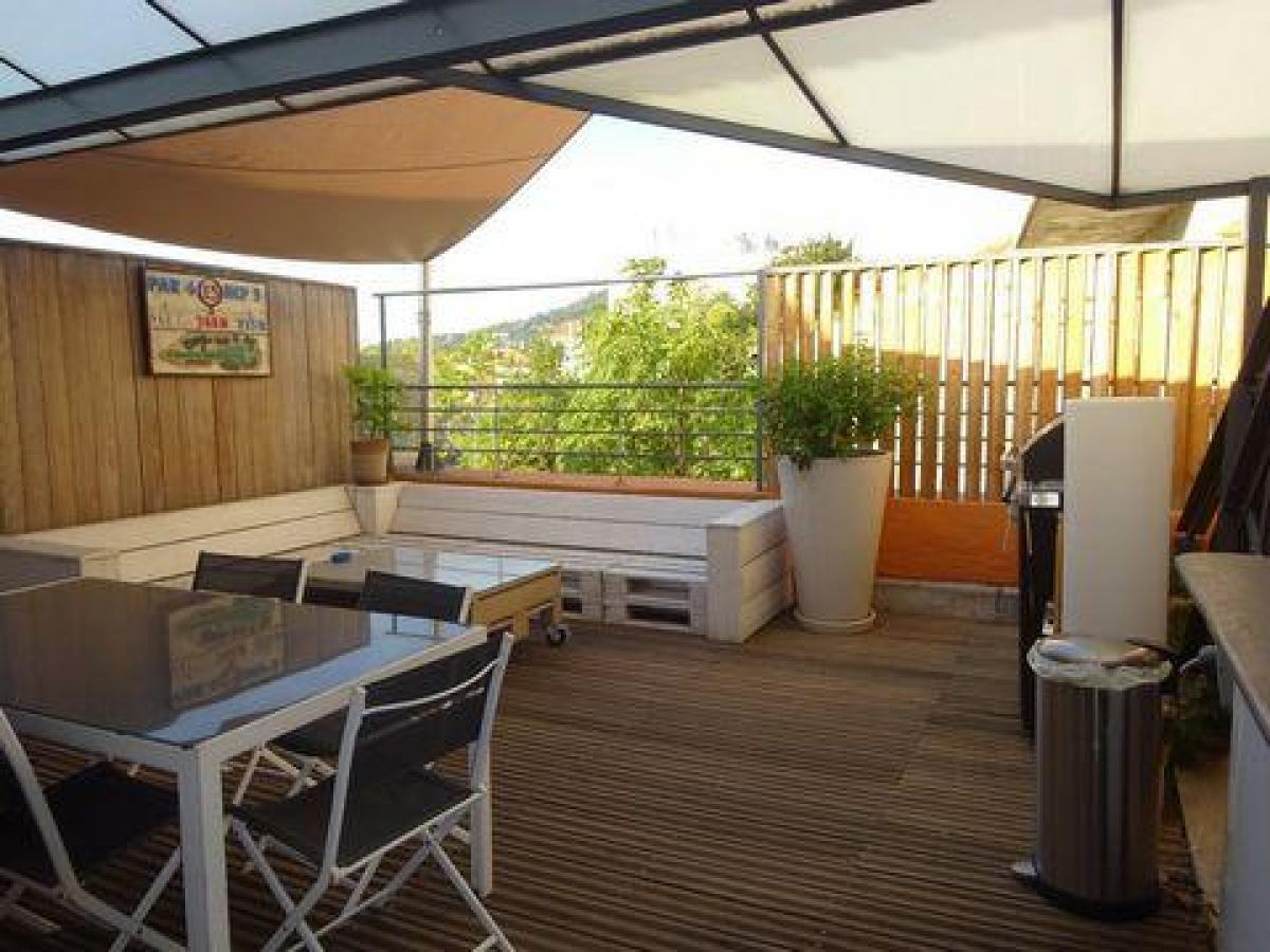 شقة 4 غرف نوم  في Ales, France رقم 32853