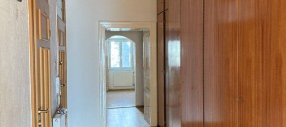 4 rooms Apartment in Penzing, Austria No. 102209 2