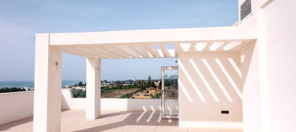 3 Schlafzimmer Penthouse in Estepona, Spain, Nr. 180767 2