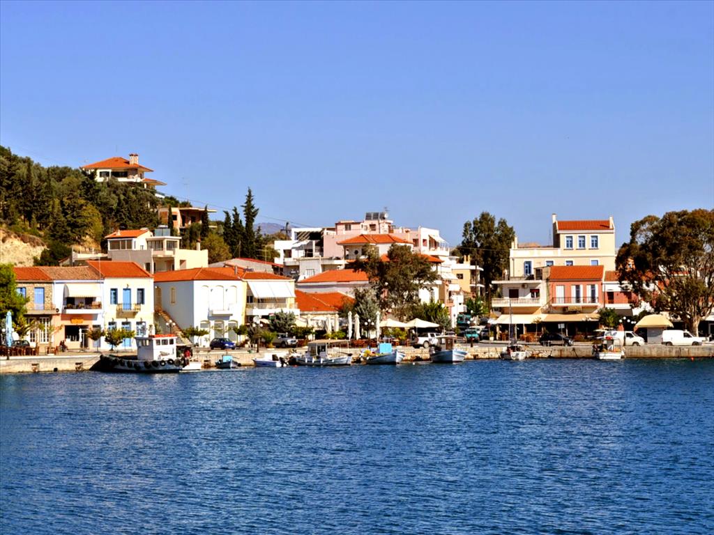  Property في Euboea, Greece 1700متر مربع رقم 6562