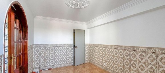 3 Schlafzimmer Wohnung in Sintra, Portugal, Nr. 355900 2