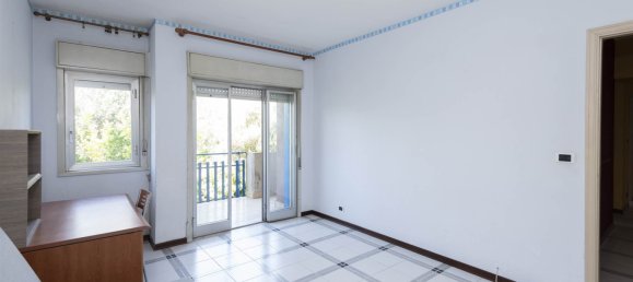 2 bedrooms Apartment in Gravina di Catania, Italy No. 292442 4