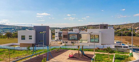 3 bedrooms Villa in Pyrgos, Cyprus No. 32203 3