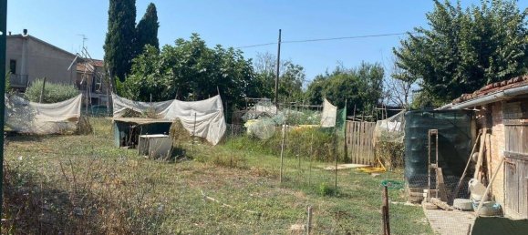 قطعة أرض في Bastia Umbra, Italy 665متر مربع رقم 163818 25