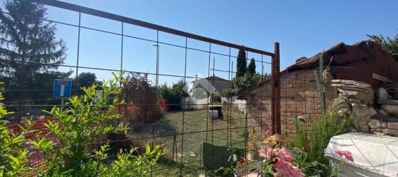 قطعة أرض في Bastia Umbra, Italy 665متر مربع رقم 163818 24