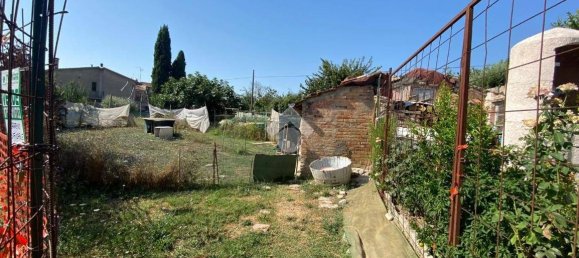 قطعة أرض في Bastia Umbra, Italy 665متر مربع رقم 163818 15