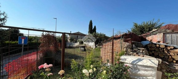 قطعة أرض في Bastia Umbra, Italy 665متر مربع رقم 163818 19