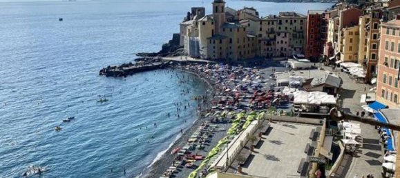3 rooms Apartment in Camogli, Italy No. 155008 3