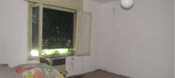 Apartamento de 4 dormitorios en Quistello, Italy No. 301065 6