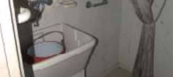 Apartamento de 4 dormitorios en Quistello, Italy No. 301065 4