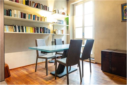 Квартира с 3 спальнями в Парма, Италия № 294241