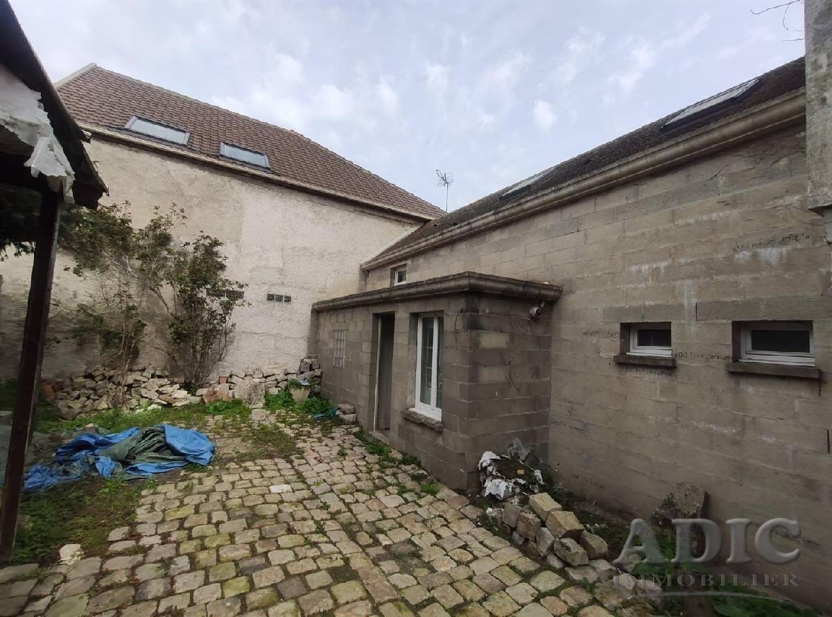 3 غرف نوم منزل في Silly-le-Long, France رقم 81613