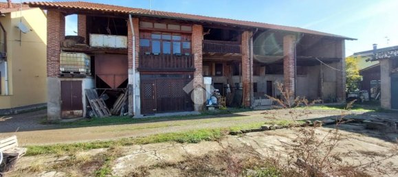 Studio in Robecco sul Naviglio, Italy No. 125816 8