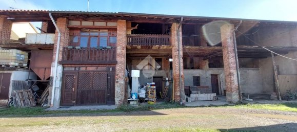 Studio in Robecco sul Naviglio, Italy No. 125816 29