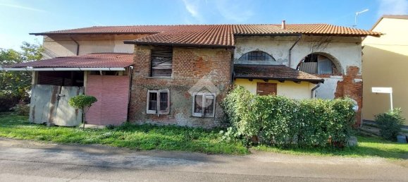 Studio in Robecco sul Naviglio, Italy No. 125816 26