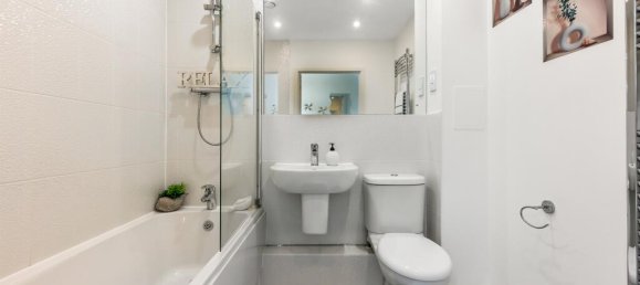 Квартира с 2 спальнями в Хаунслоу, Великобритания № 9815 8