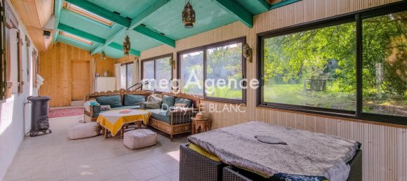 Дом с 5 спальнями в Жуи-ле-Мутье, Франция № 270439 5