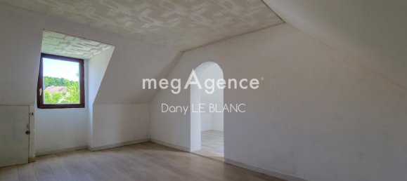 Дом с 5 спальнями в Жуи-ле-Мутье, Франция № 270439 11