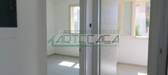 4 rooms Apartment in Pontedera, Italy No. 23729 7