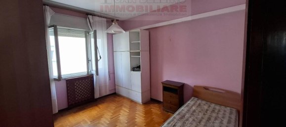 6 rooms Apartment in Padua, Italy No. 22464 21