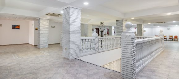 84 bedrooms Hotel in Cadiz, Spain No. 97721 23