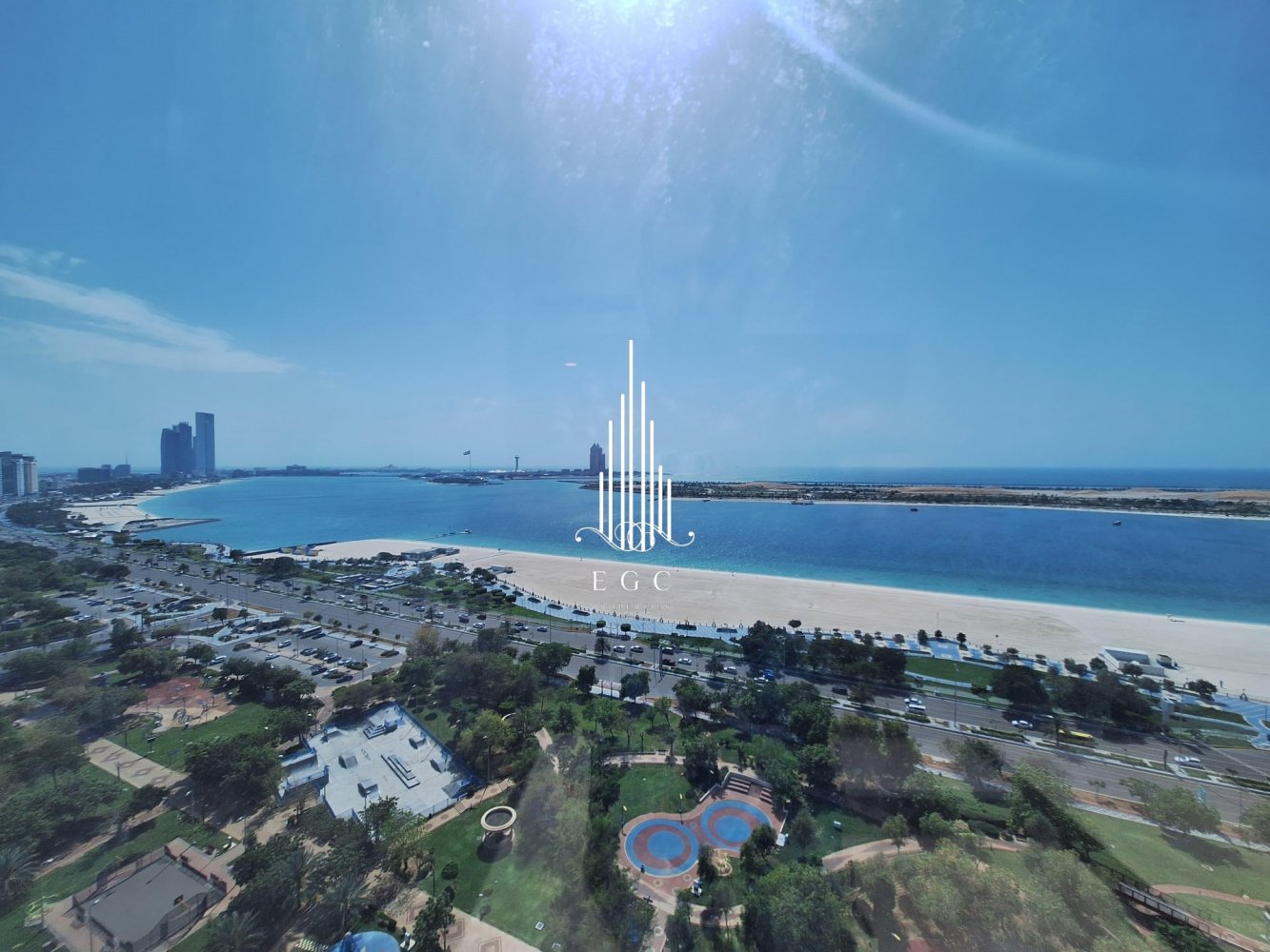 Apartamento T3 em Corniche Road, UAE N.º 39286