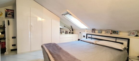 8 rooms House in Carrara, Italy No. 193331 32