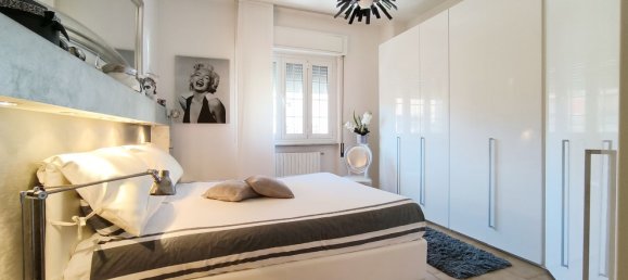 8 rooms House in Carrara, Italy No. 193331 11