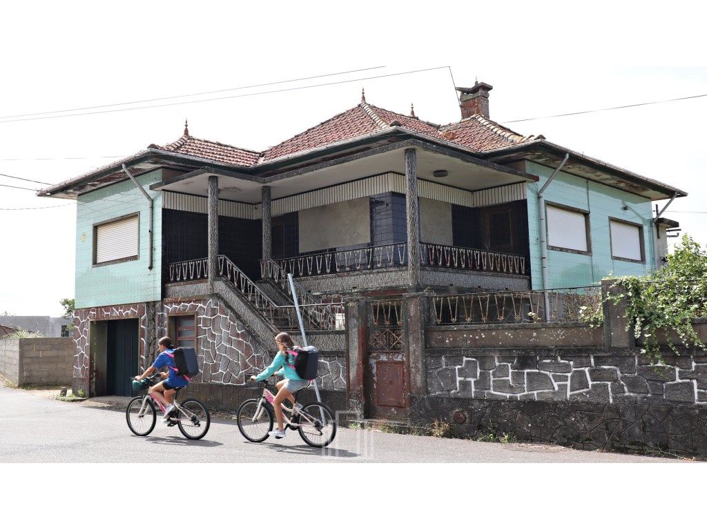 Casa de 3 dormitorios en Pardilho, Portugal No. 200745