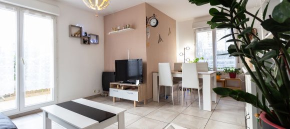 2 Schlafzimmer Wohnung in Jouy-le-Moutier, France, Nr. 167606 4